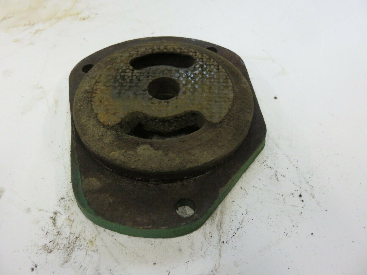 AF2049R, F1946R John Deere Throttle Control Plate With Facings For 70, 720