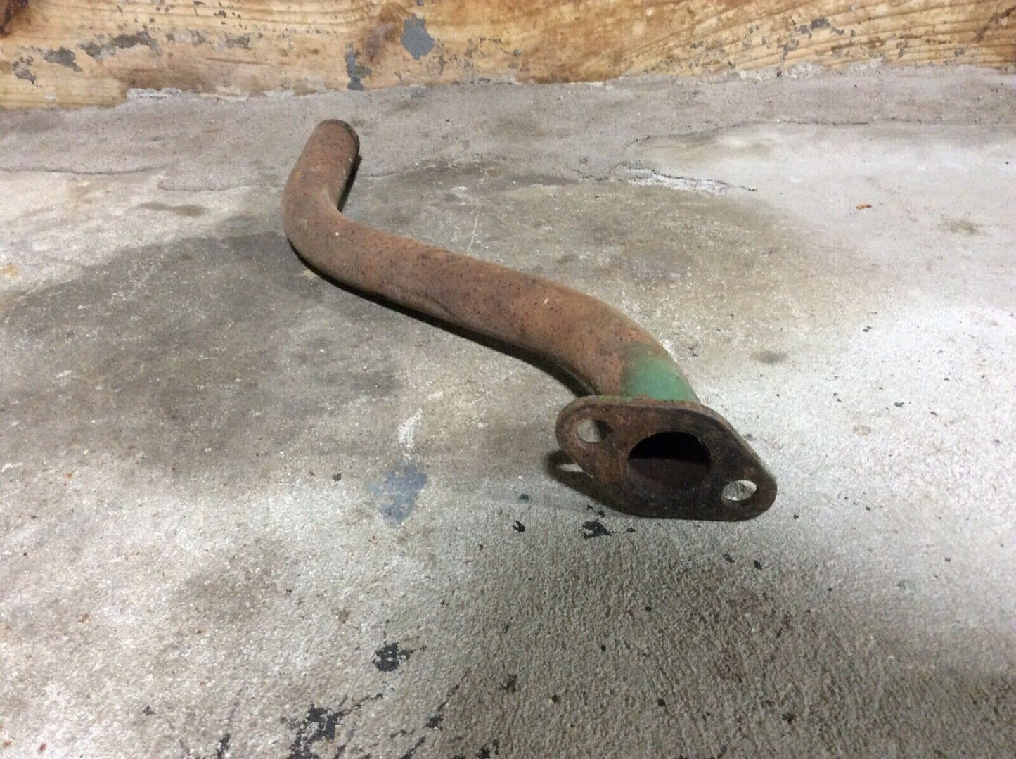 AR523R John Deere Pony Motor Exhaust Pipe For R