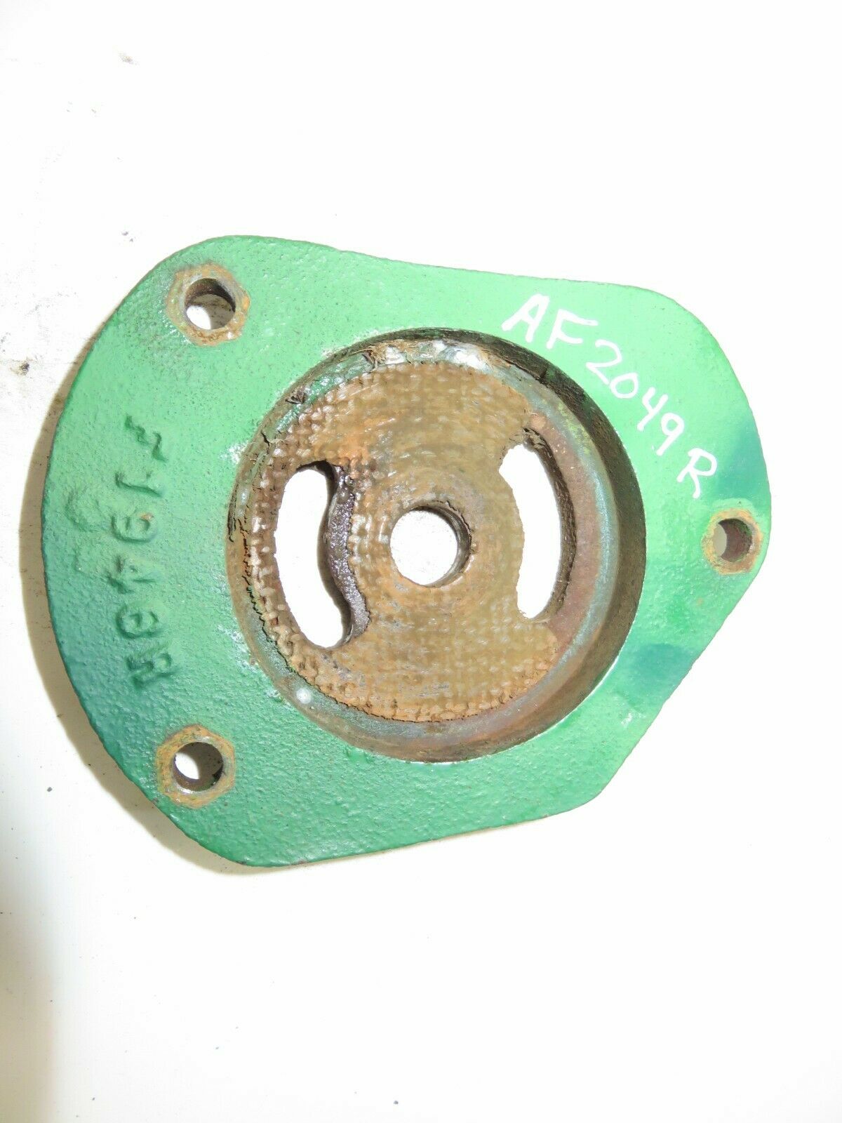 AF2049R, F1946R John Deere Throttle Control Plate With Facings For 70, 720