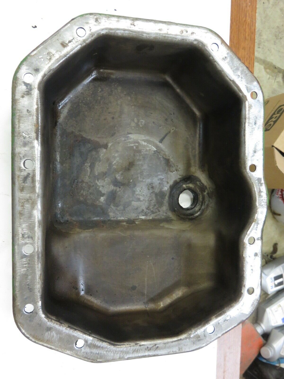 AL2657T John Deere Oil Pan For L, LA, LI