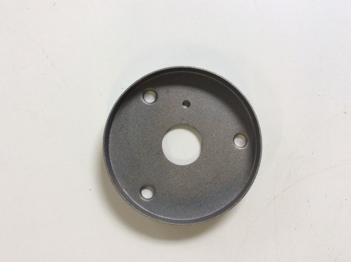 A4059R John Deere Fan Drive Cup For A, B, G, 50, 60, 70, 520, 620, 720, 530, 630, 730