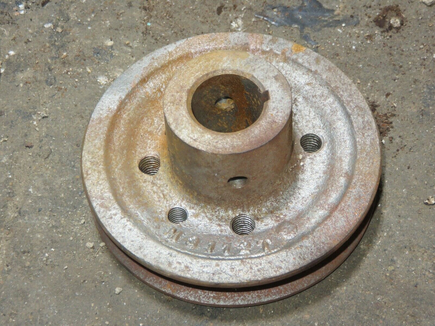 M3112T John Deere Crankshaft Pulley For 420, 430