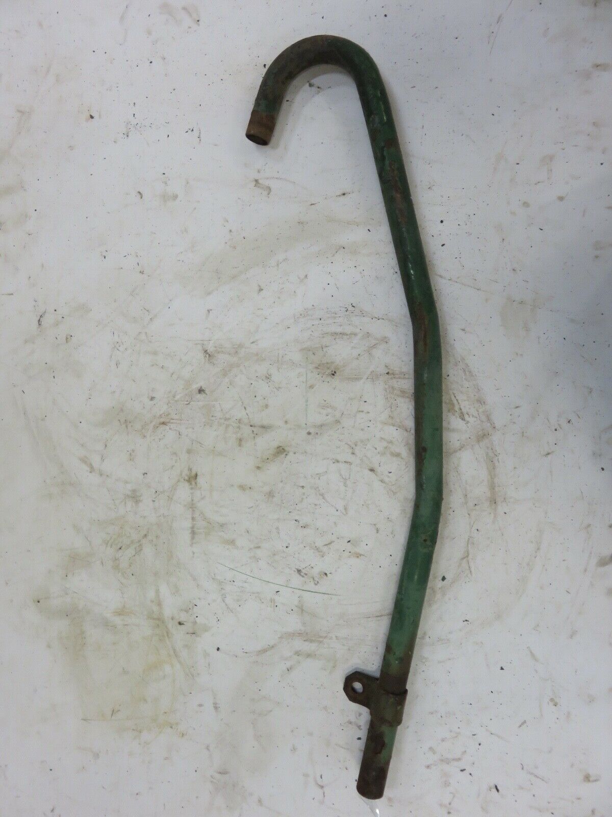 T20074 John Deere Crankcase Vent Pipe For 1020, 1120, 1520, 1530, 2020, 2030, 2440, 2630