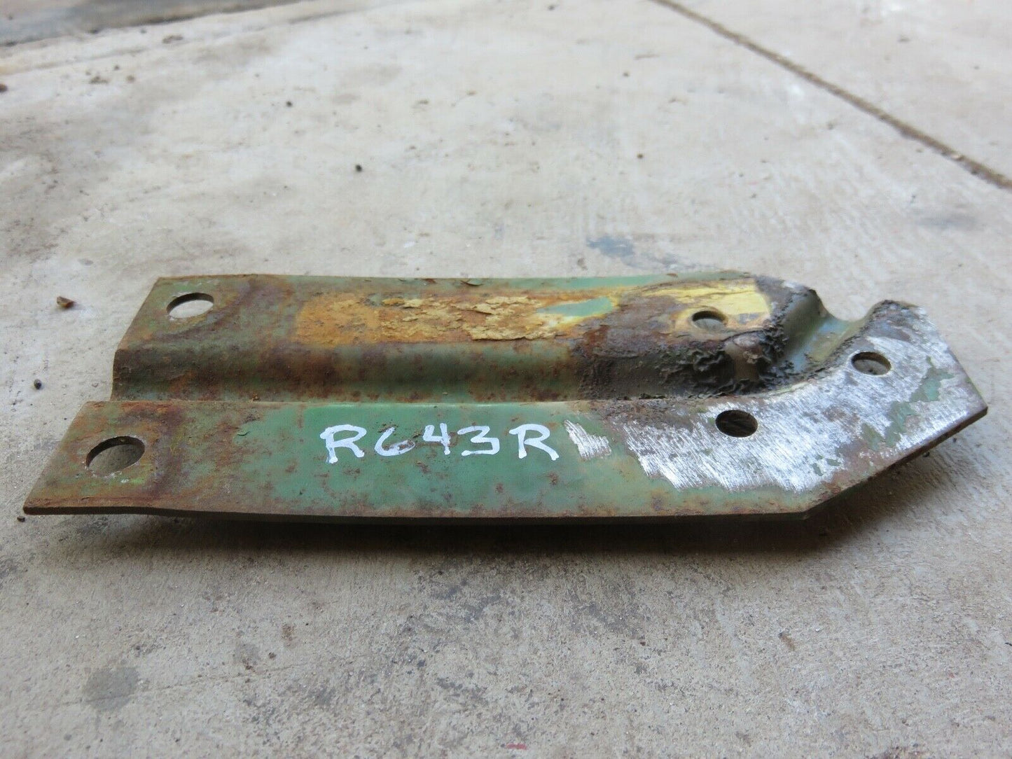 R643R John Deere Pony Motor Gas Tank Bracket For R