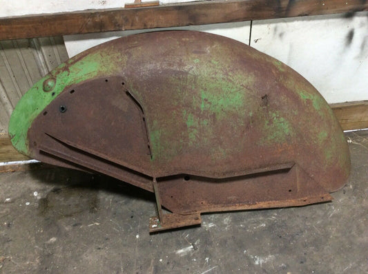 AR420R John Deere Right Hand Fender For R