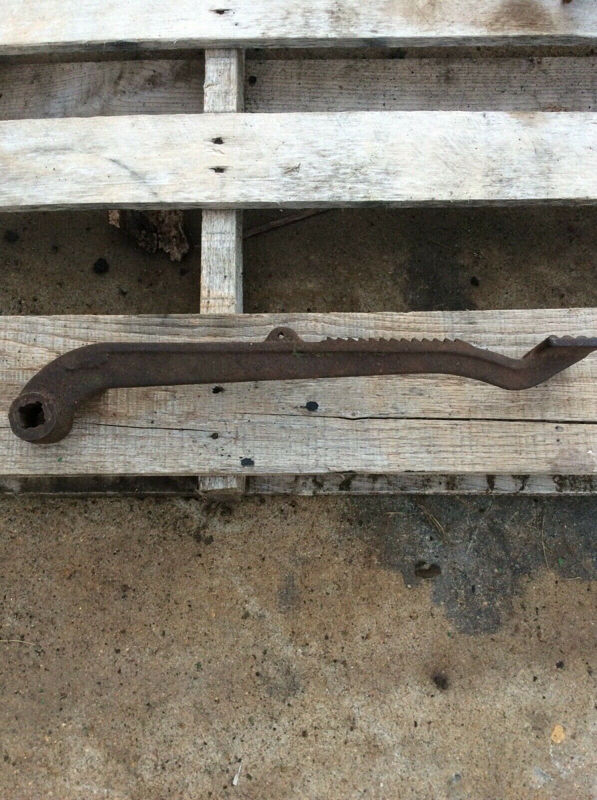 A3785R, A6020R John Deere Right Brake Pedal For 60, 620