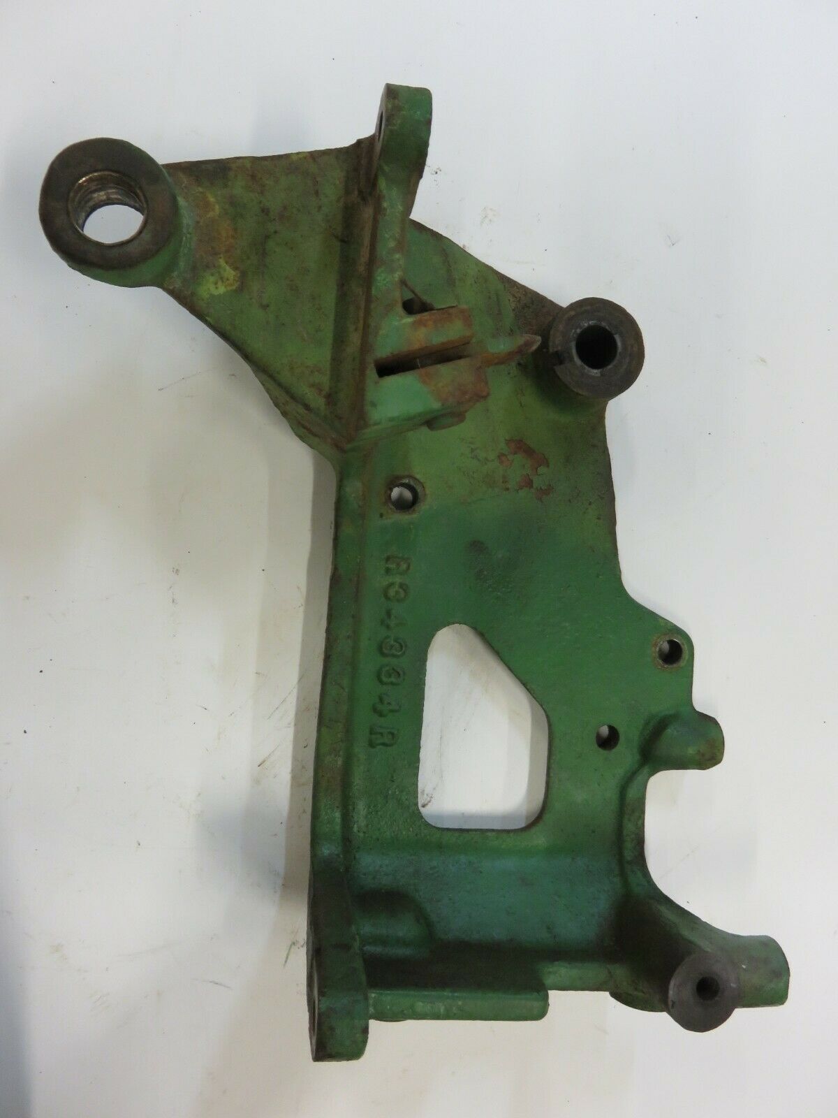 AR33383, R34334 John Deere Steering Support Bracket For 3020