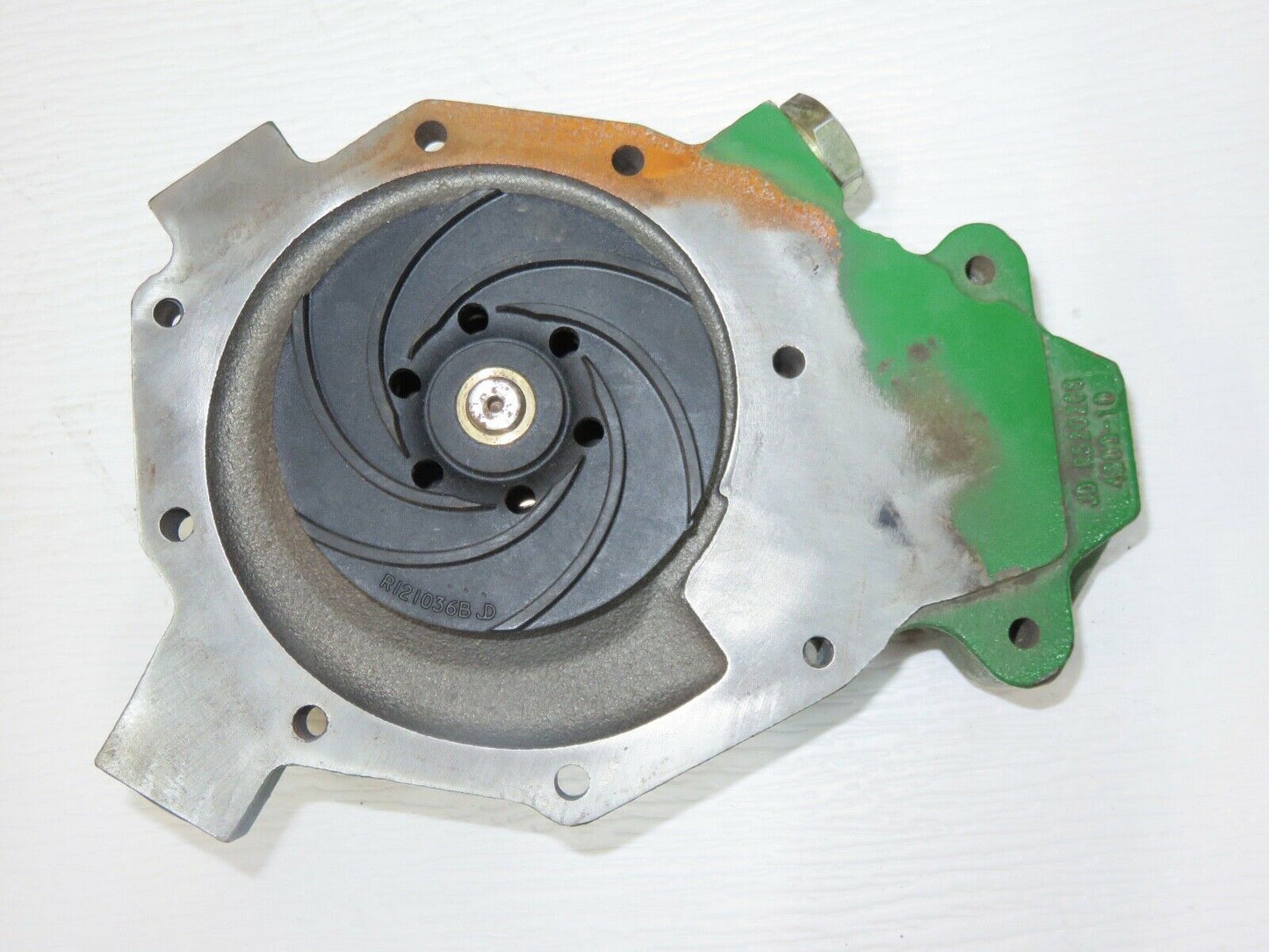 RE523169, SE501227 John Deere Rebuilt Water Pump For 5M, 6M, 6230, 6330, 6430, 7130