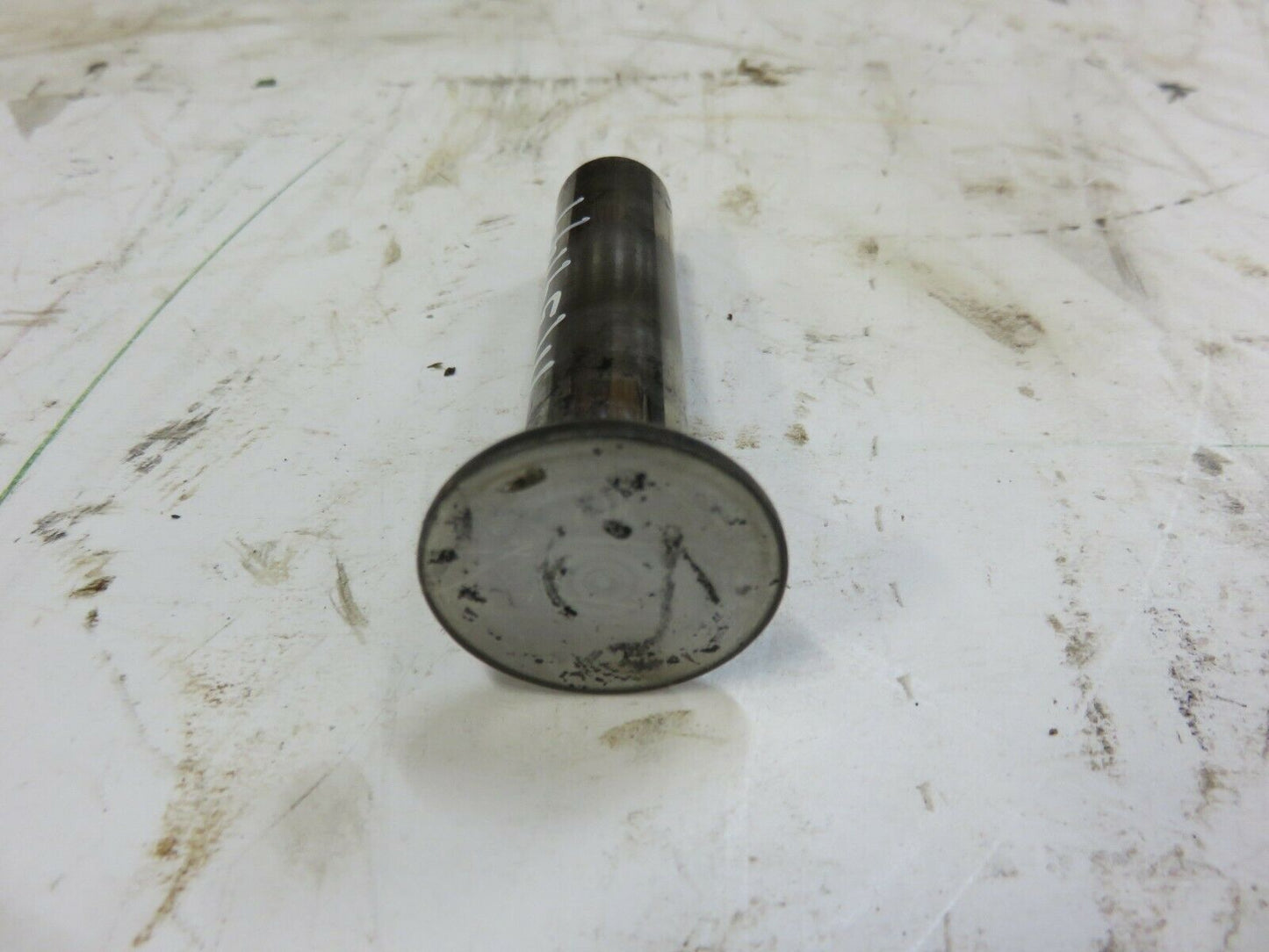 M3414T, M27T John Deere Cam Follower For M, MT, 40, 320, 330, 420, 430