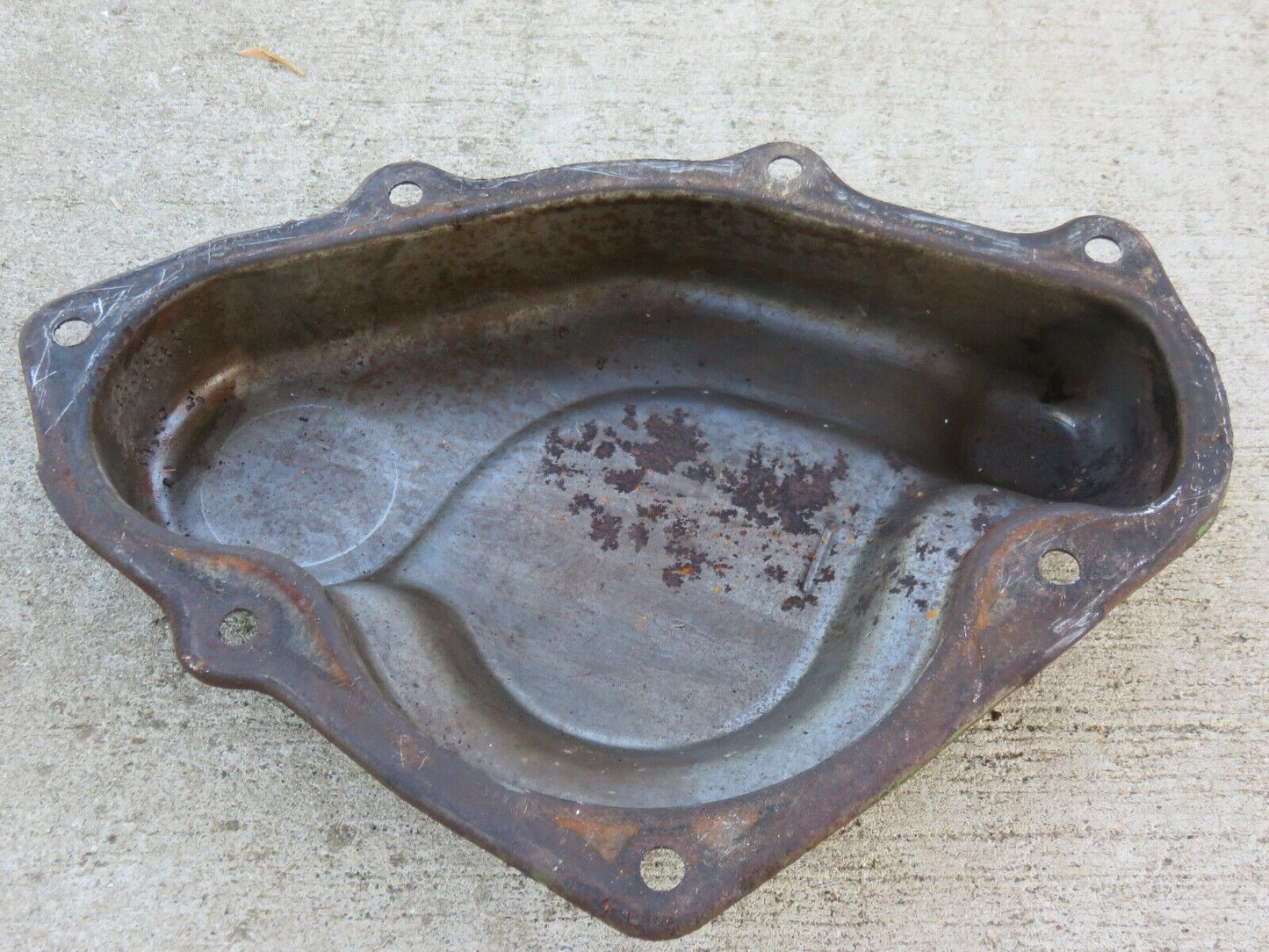 A2626R John Deere Fifth And Sixth Speed Gear Cover For A