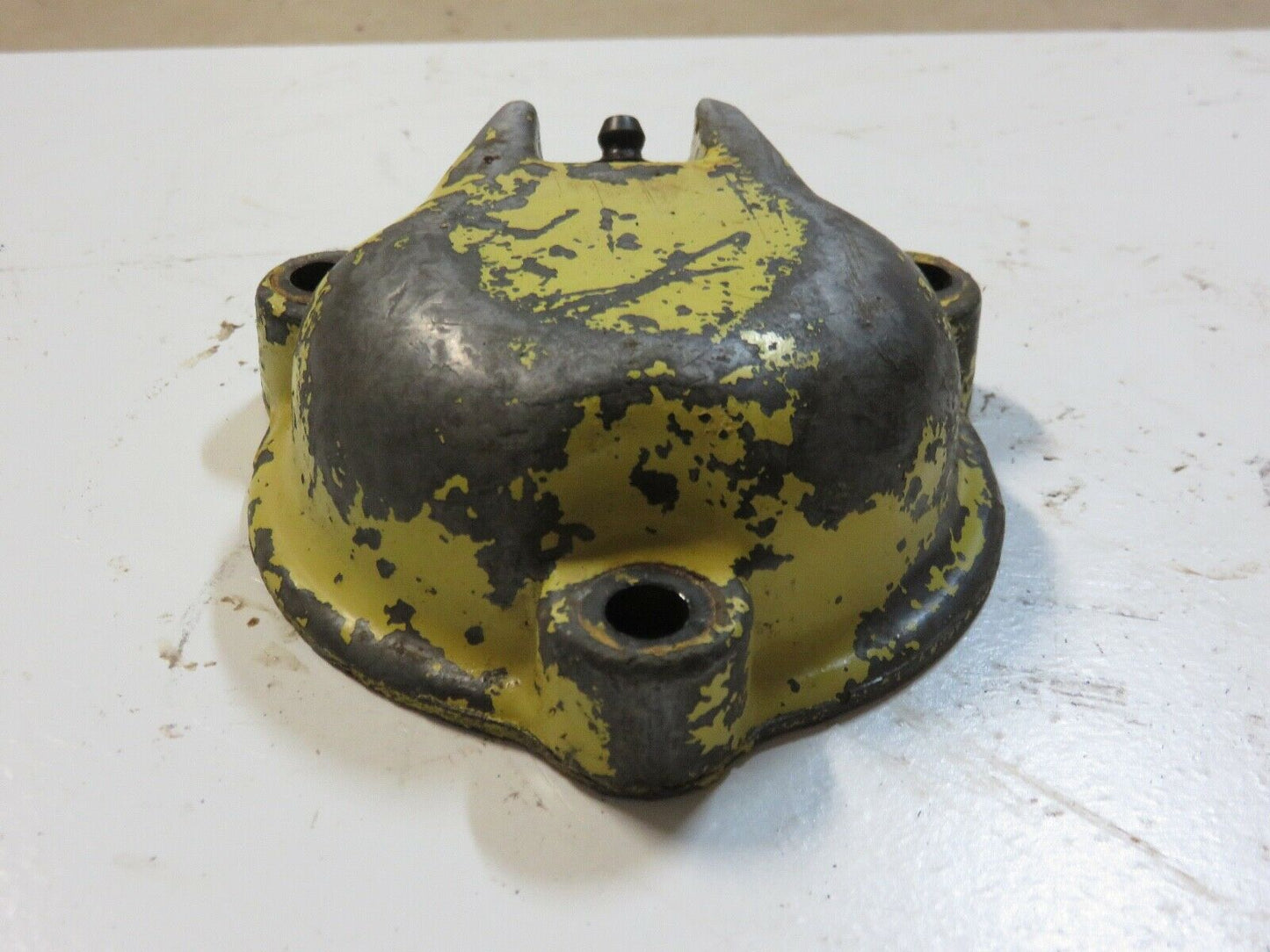 A1555R John Deere Front Hub Cap For A, AR, AO, AOS, B, BO, BR, D, G, R
