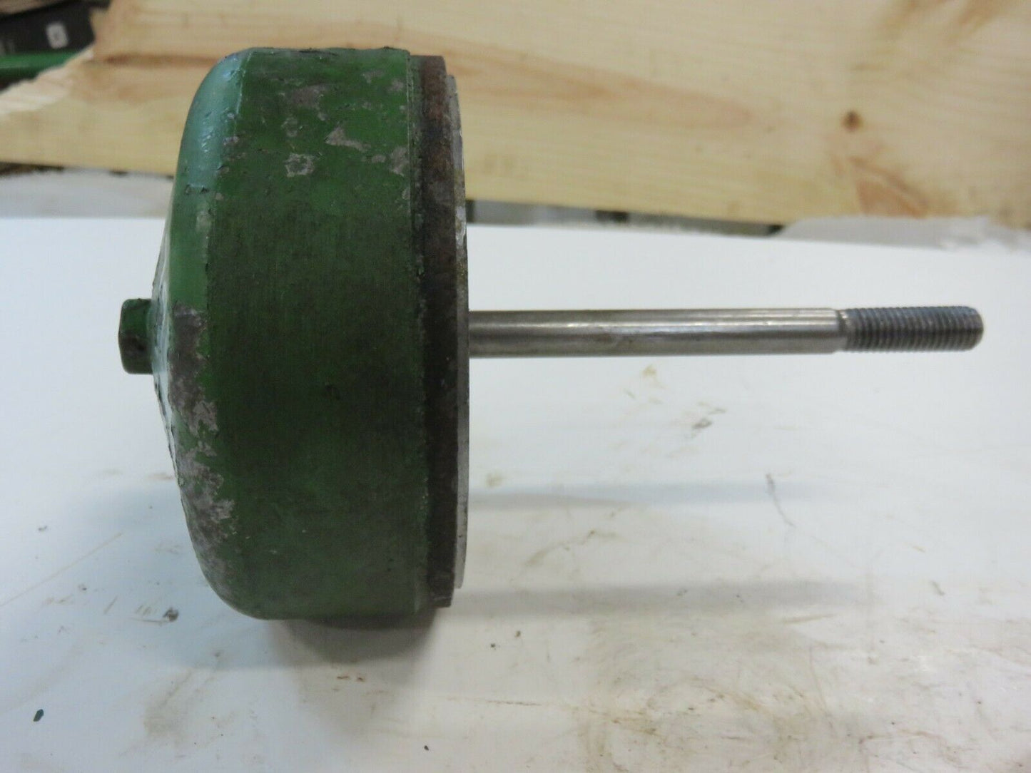 R39794 John Deere Transmision Oil Filter Cover For 2510, 2520, 3020, 4010, 4000, 4020, 4520