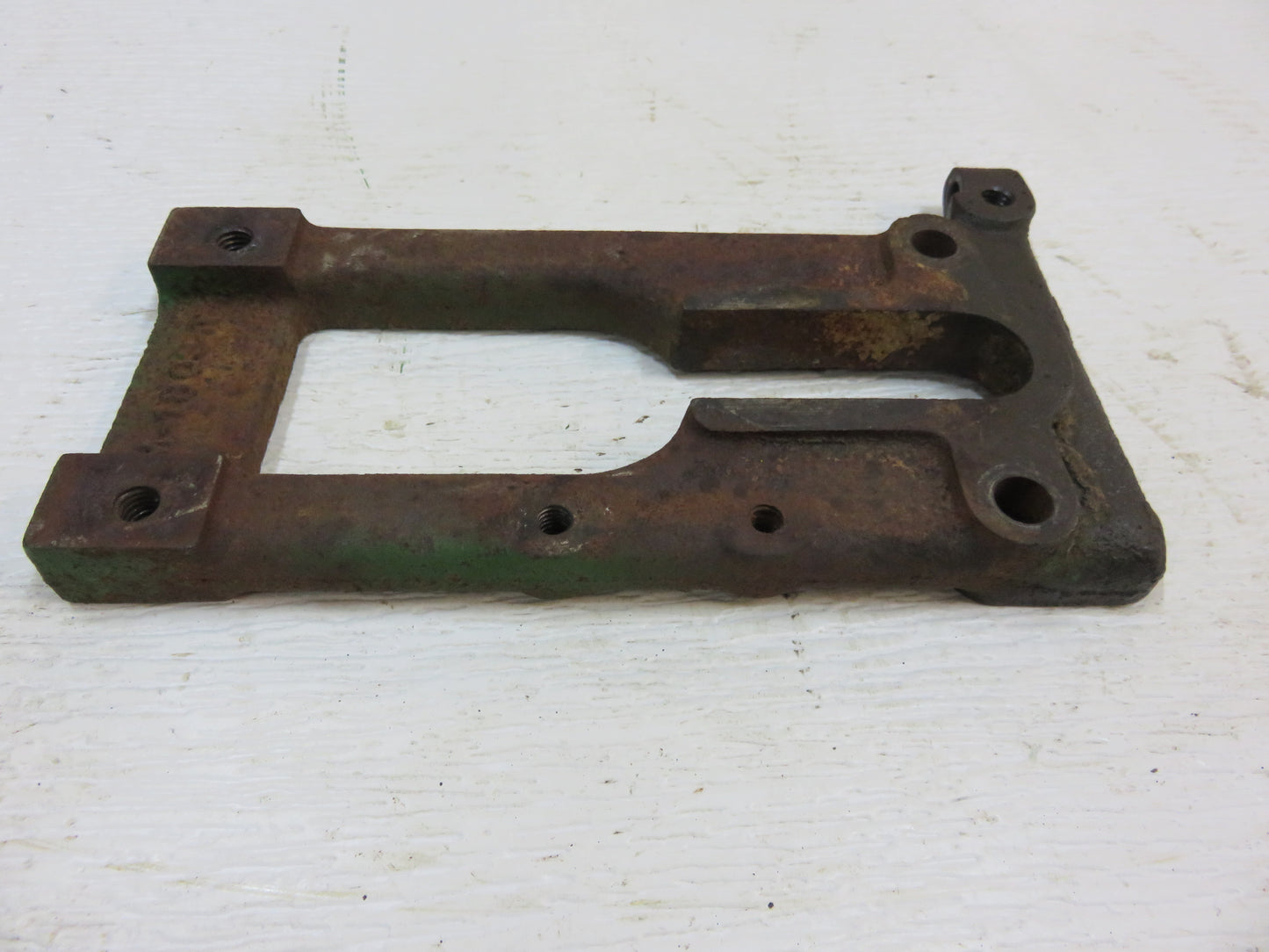 M1803T John Deere Fan Support Bracket For 40, 320, 330
