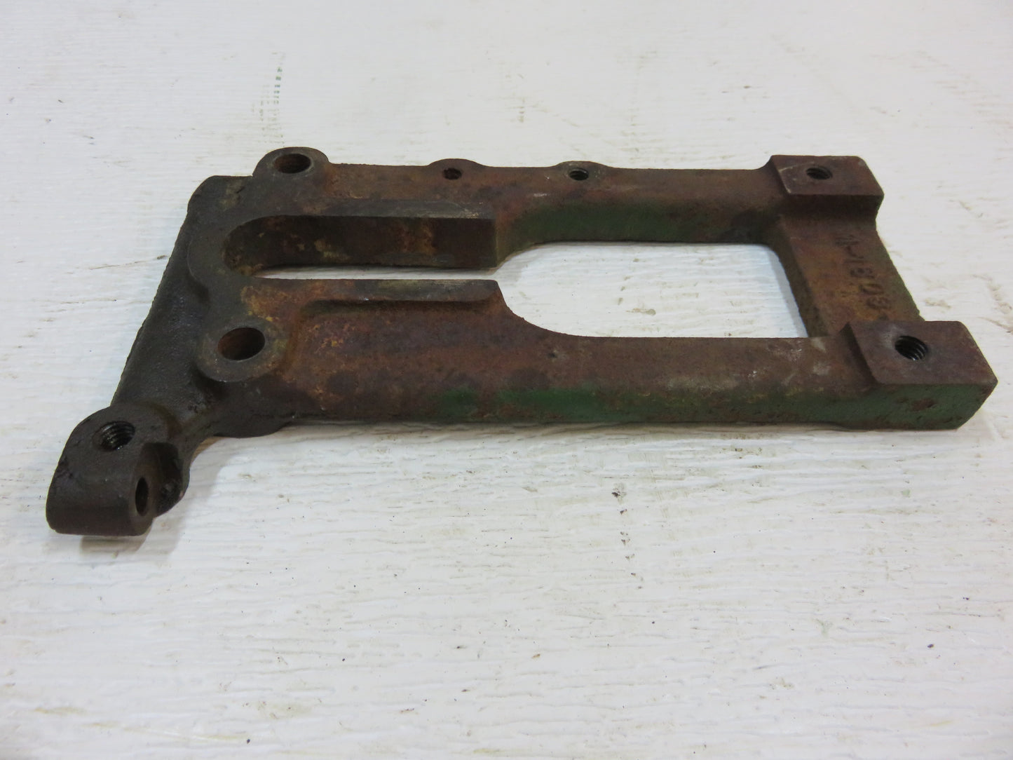 M1803T John Deere Fan Support Bracket For 40, 320, 330