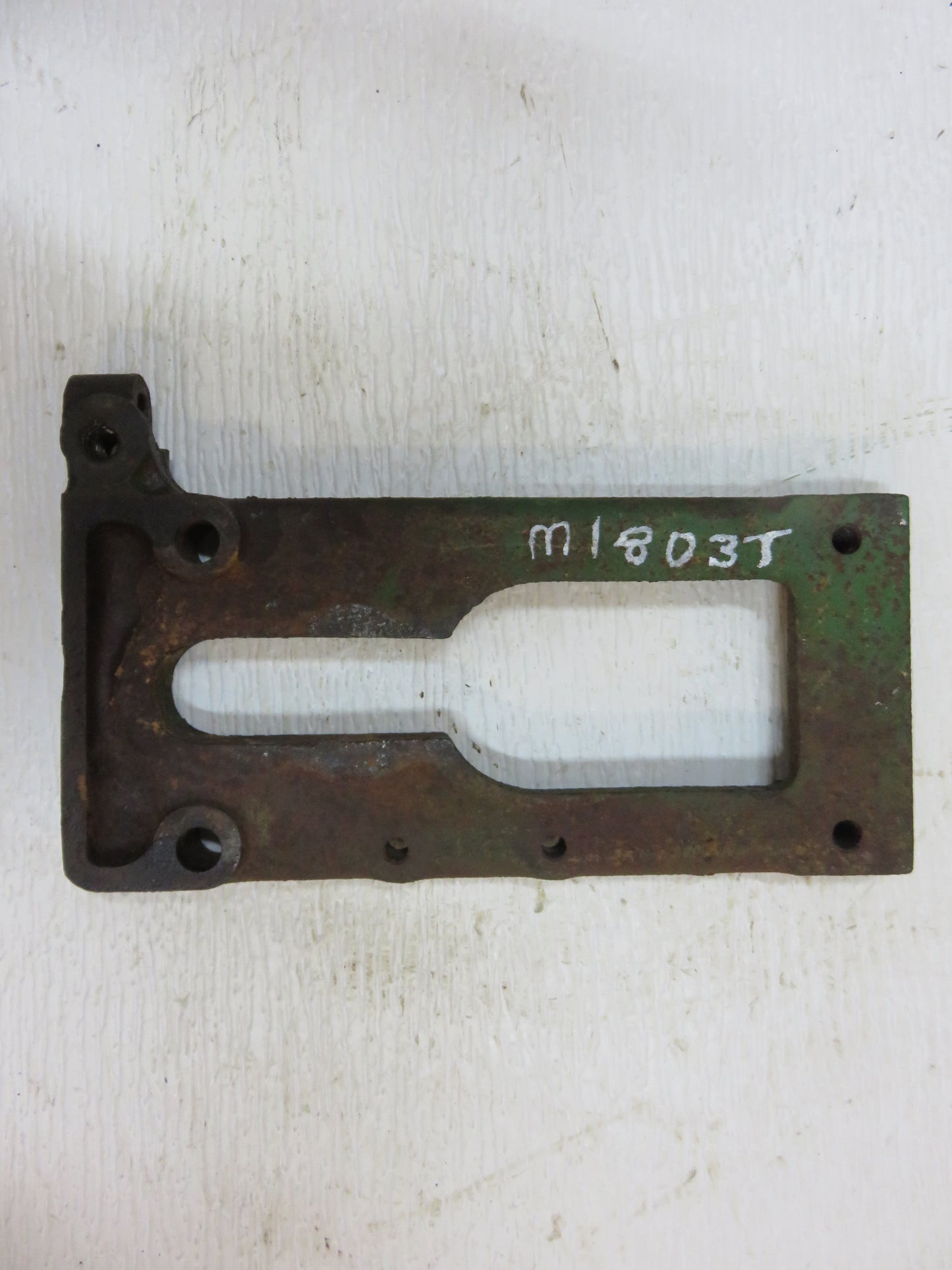 M1803T John Deere Fan Support Bracket For 40, 320, 330