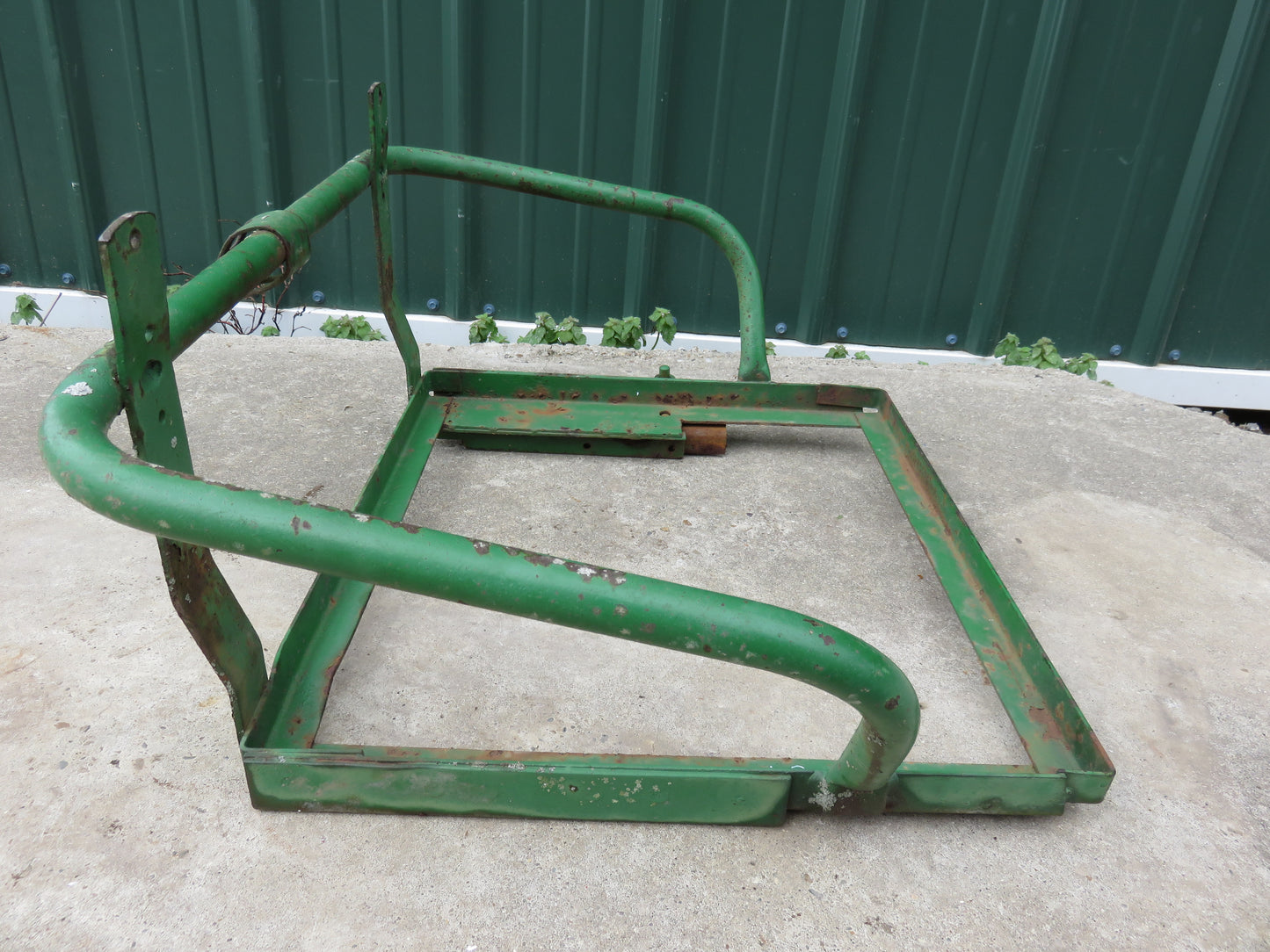 AM1838T John Deere Seat Frame For 40, 420, 430