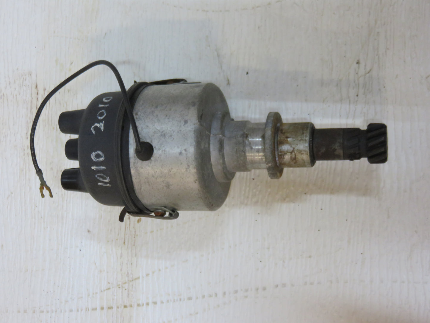AT21351, AT14384, AT14119 John Deere Distributor Core For 1010, 2010, 2020, 2030, 2510, 2520