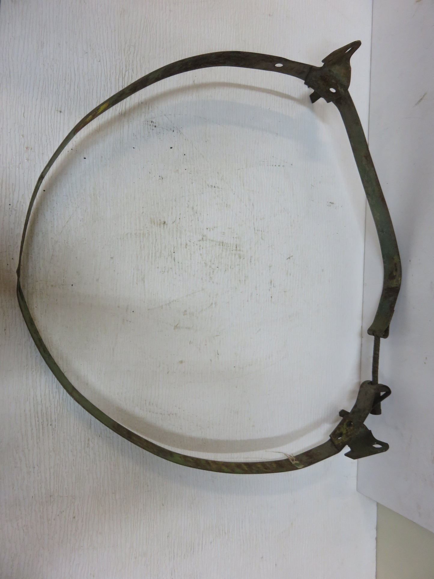 AR32217 John Deere Upper Fuel Tank Strap For 4000, 4020