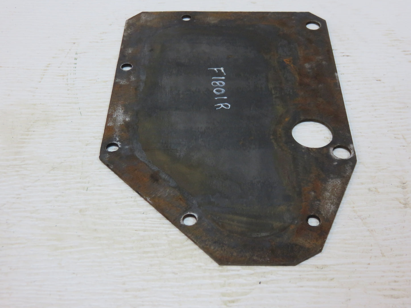 F1801R John Deere Right Hand Crankcase Cover For 70, 720, 730
