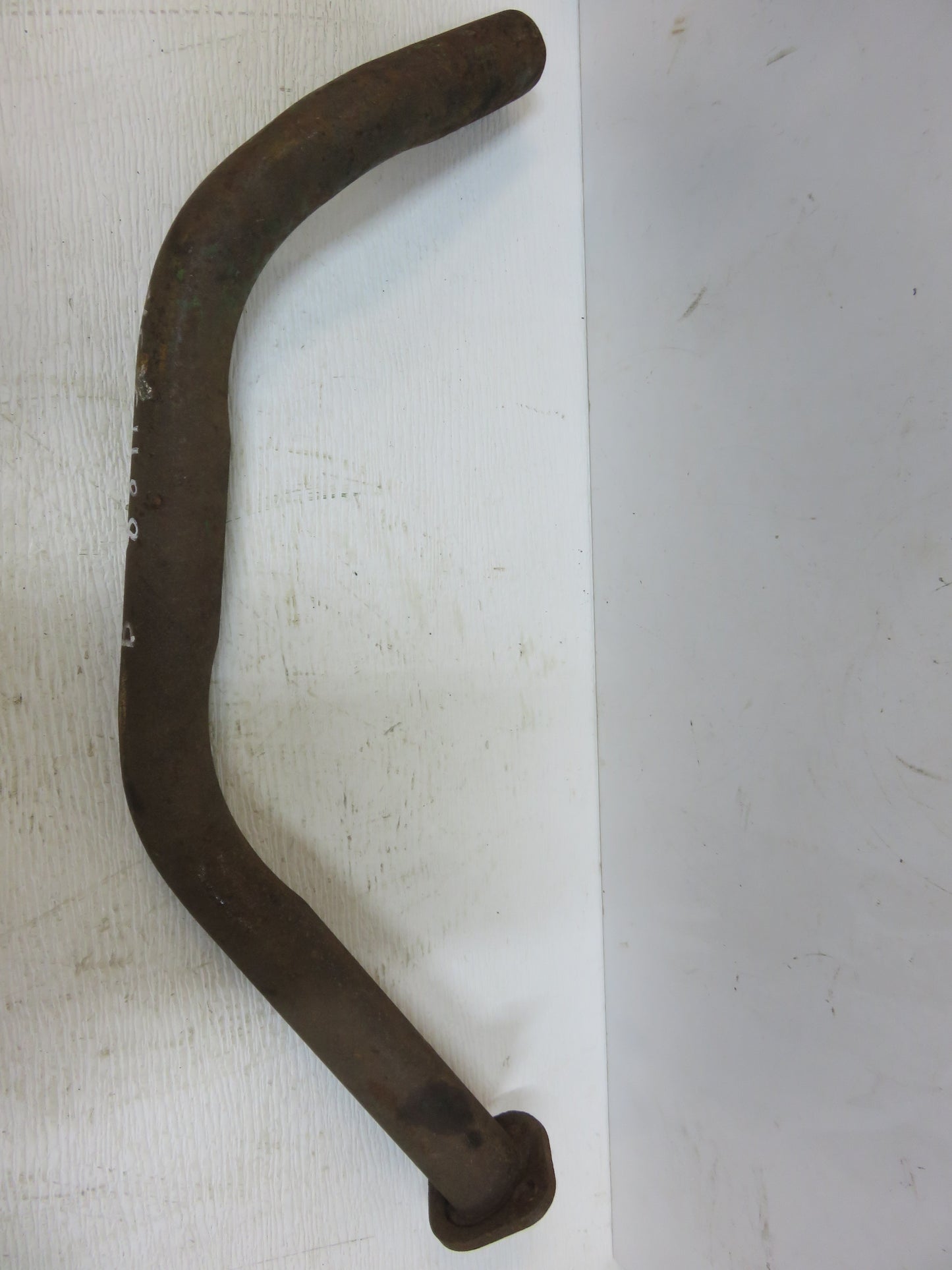 AB1526R John Deere Exhaust Pipe For B
