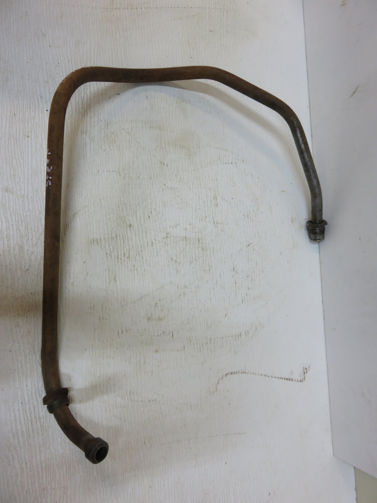 AR21028R, AF1921R John Deere Power Steering Suction Line For 60, 70, 620, 720, 630, 730