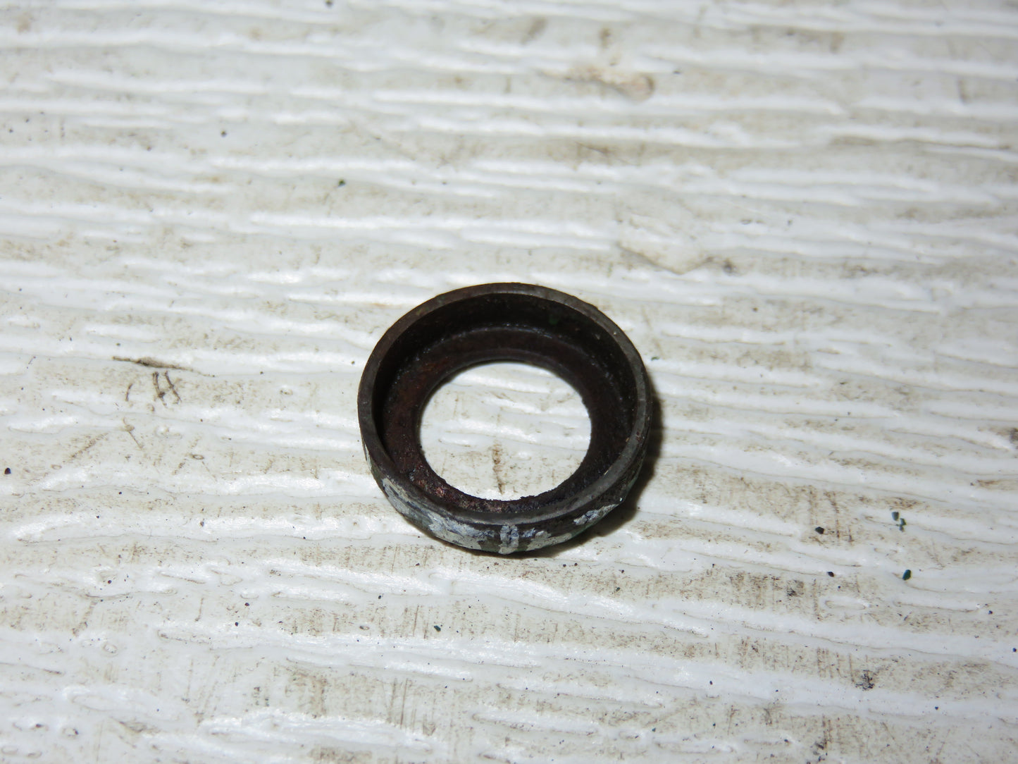 L4183T John Deere Seal Retainer For L, LA, LI, M, MT, 40, 320, 420, 330, 430, 1010, 2010