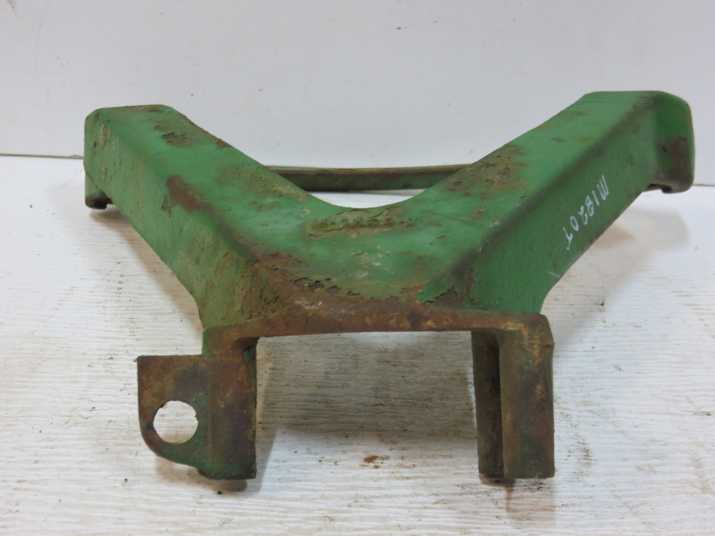 M1820T John Deere 3 Point Hitch Quadrant For 40, 420, 430, 1010