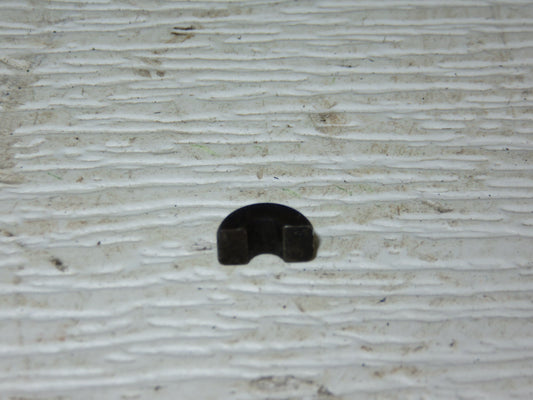 R313R John Deere Speed Control Spring End Keeper For R, 70, 80, 720, 820, 830, 840