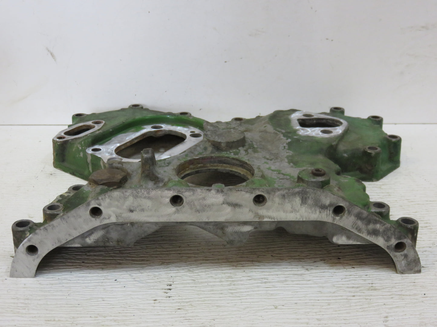 AR58196 John Deere Timing Gear Cover For 1020, 1520, 1030, 1130, 1530, 1630, 1830, 2030