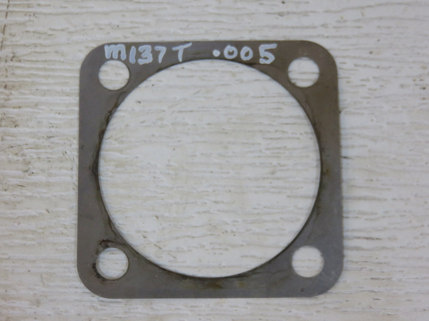 M137T John Deere PTO Front Bearing Shim For M, 40, 320, 420, 330, 430, 435