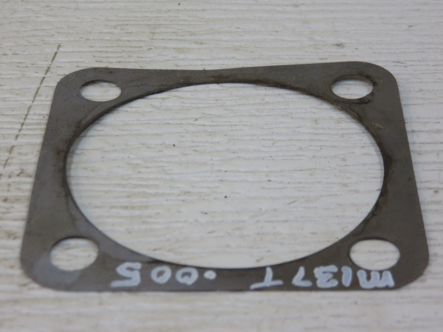 M137T John Deere PTO Front Bearing Shim For M, 40, 320, 420, 330, 430, 435
