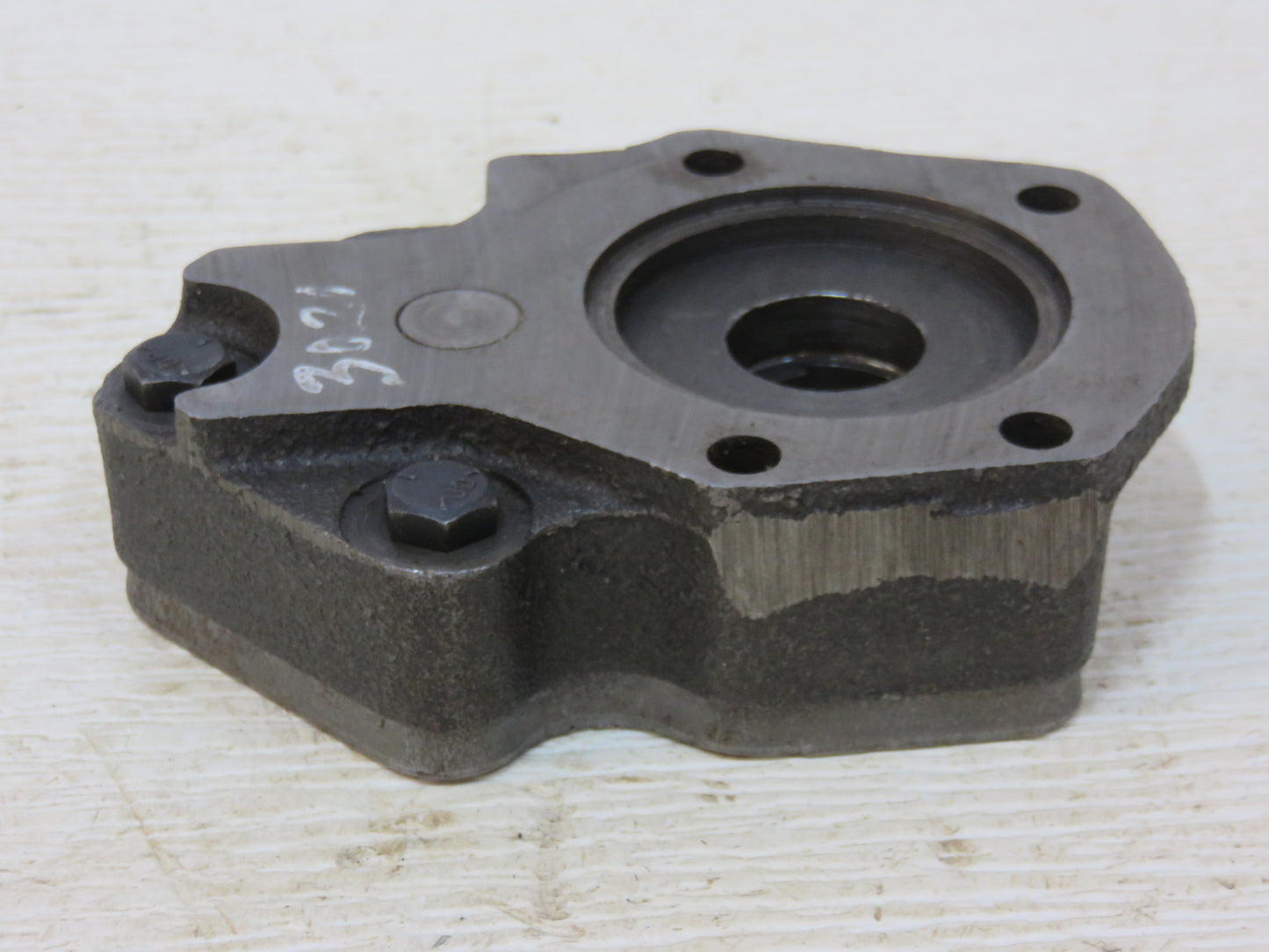 AR33331, R33426 John Deere Transmission Oil Pump For Synchro Range 2510, 3020