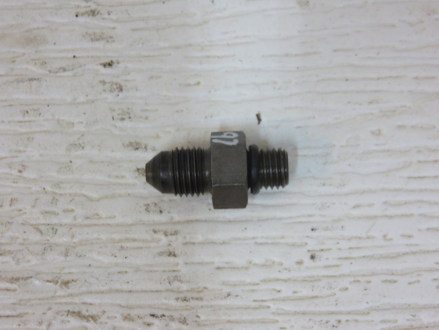 R39597 John Deere Adapter Fitting For 2510, 2520, 3020, 4000, 4020, 4030, 4040, 4240, 4440