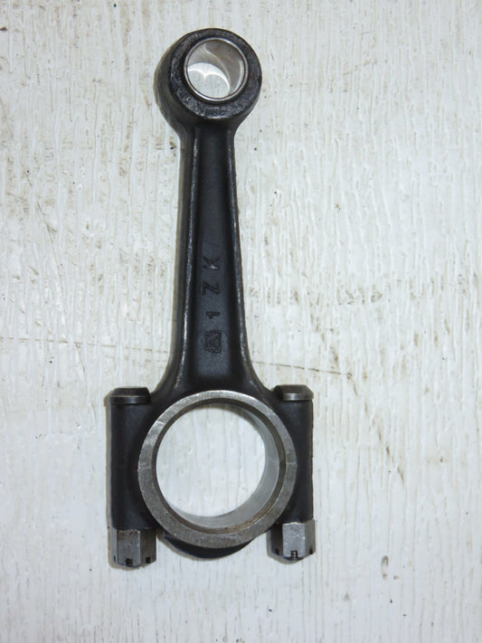 AR693R, R585R John Deere Connecting Rod For R Pony Motor