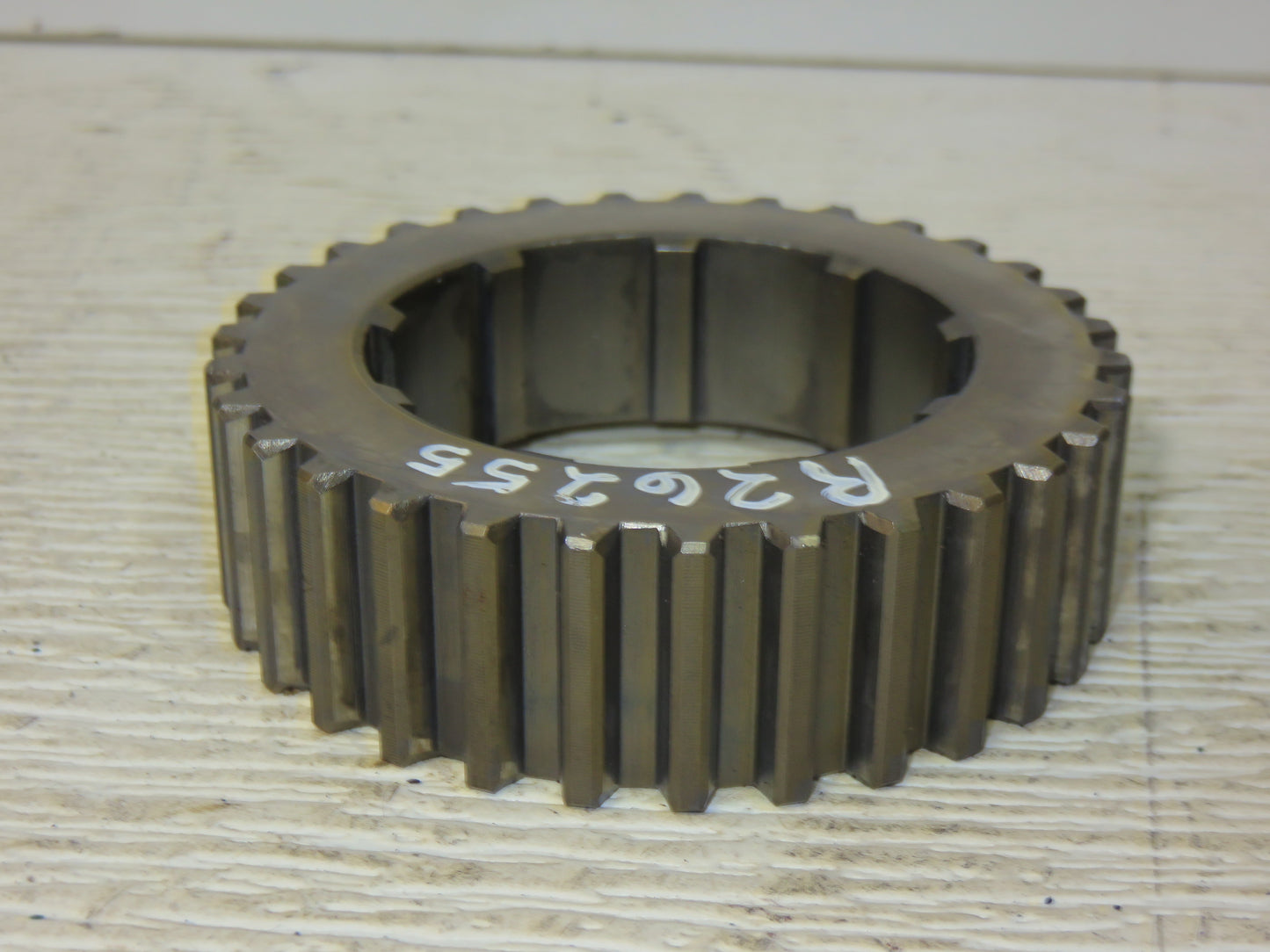 R26255 John Deere Front Shifter Gear For 2510, 2520, 3010, 3020, 4030