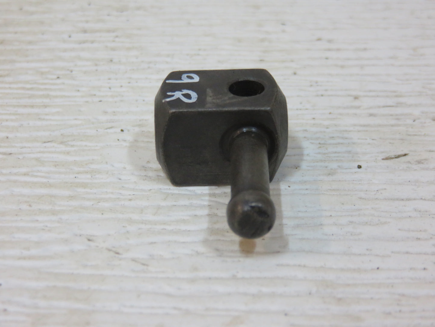 AR689R John Deere Governor Weight For R Pony Motor