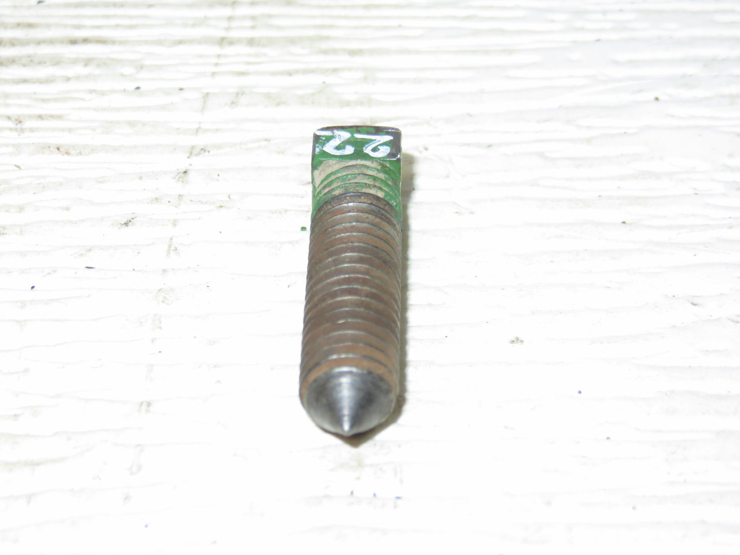 22H87R John Deere Governor Arm Set Screw For A, B, G, H, R, 50, 60, 70, 520, 620, 720, 530, 630, 730