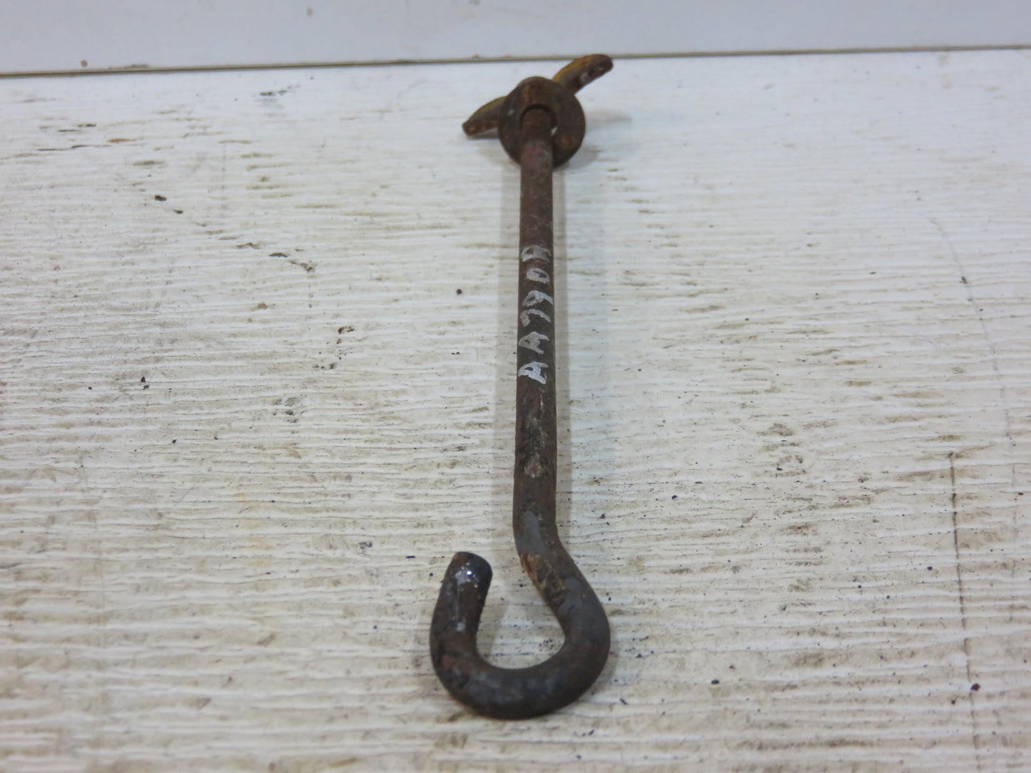 AA790R John Deere Air Cleaner Oil Cup Bolt For A