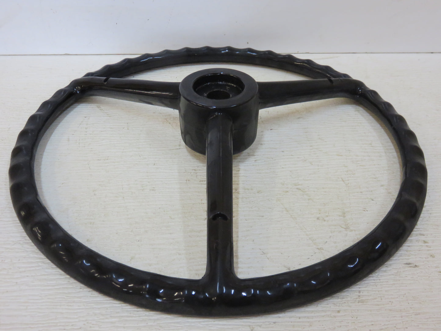 AR26625 John Deere Steering Wheel For 1010, 2010, 2510, 3010, 4010, 5010, 3020, 4020