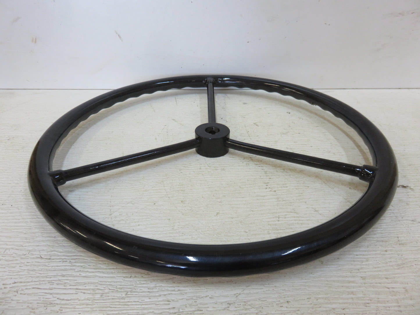 AA380R John Deere Steering Wheel For A, B, D, G, 50, 60, 70, 80, 520, 620, 720, 820, 840
