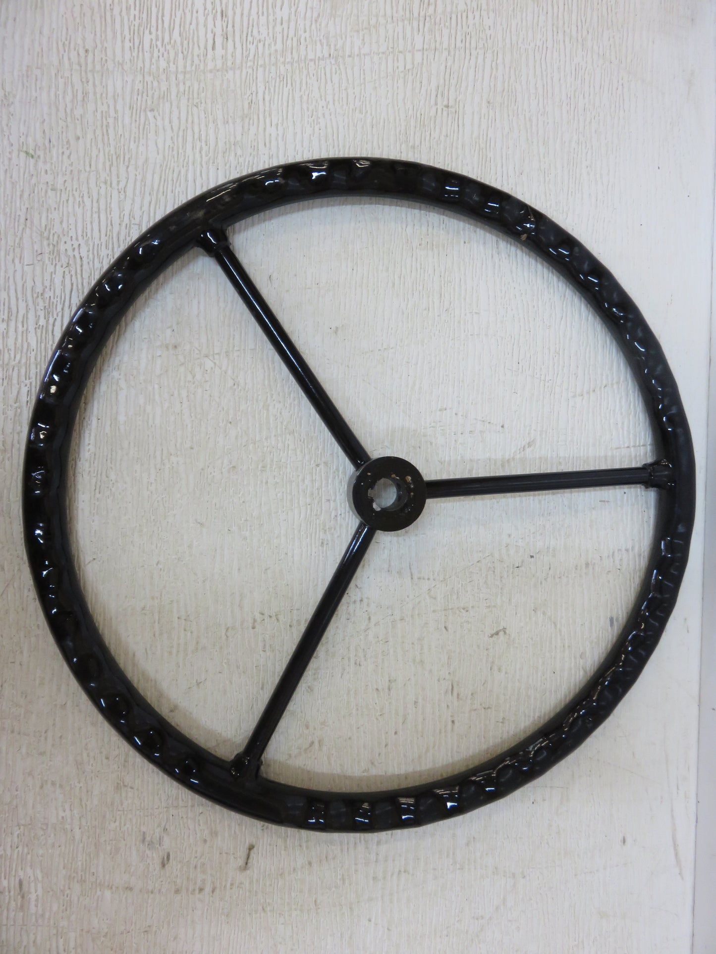 AA380R John Deere Steering Wheel For A, B, D, G, 50, 60, 70, 80, 520, 620, 720, 820, 840