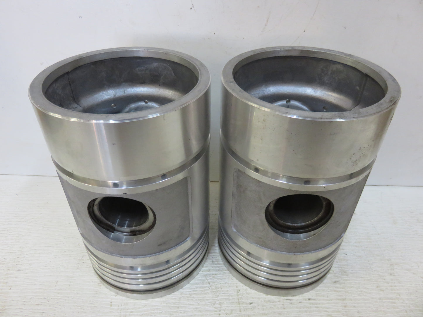 AR749R John Deere Reproduction .045 Piston Kit For R