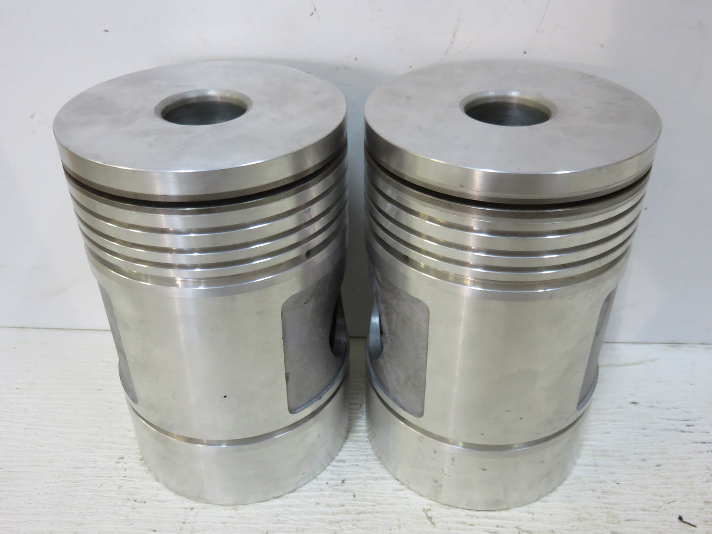 AR749R John Deere Reproduction .045 Piston Kit For R