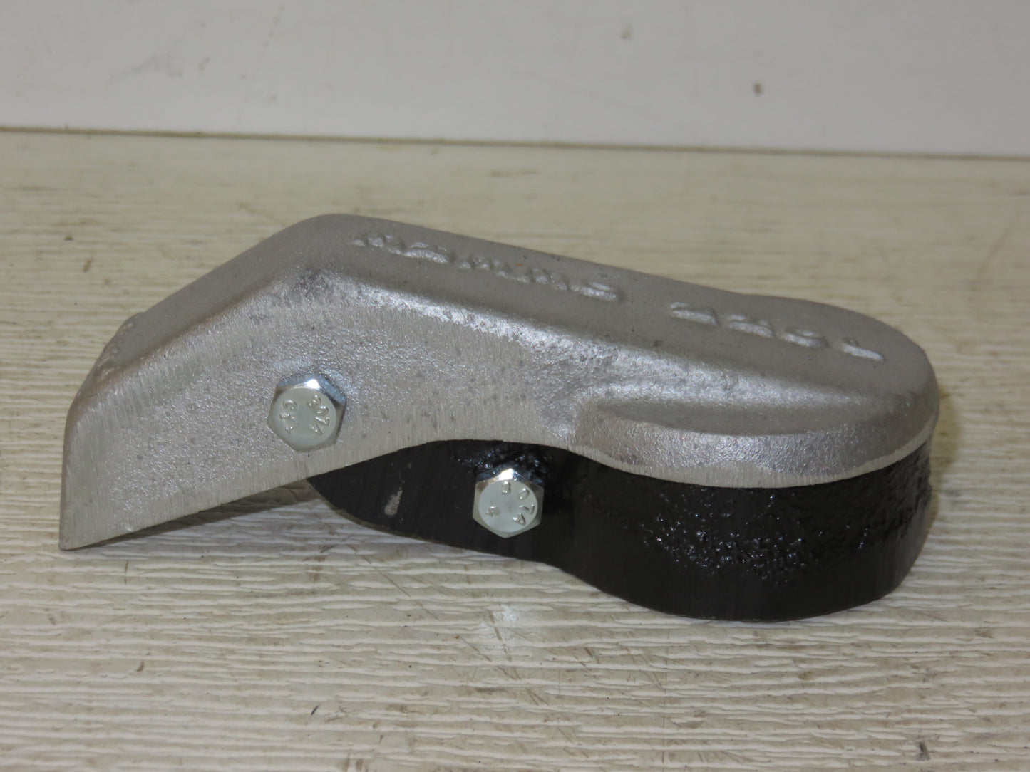 AR45915, AR56783 John Deere Reproduction Muffler Rain Cap For 3020, 4020