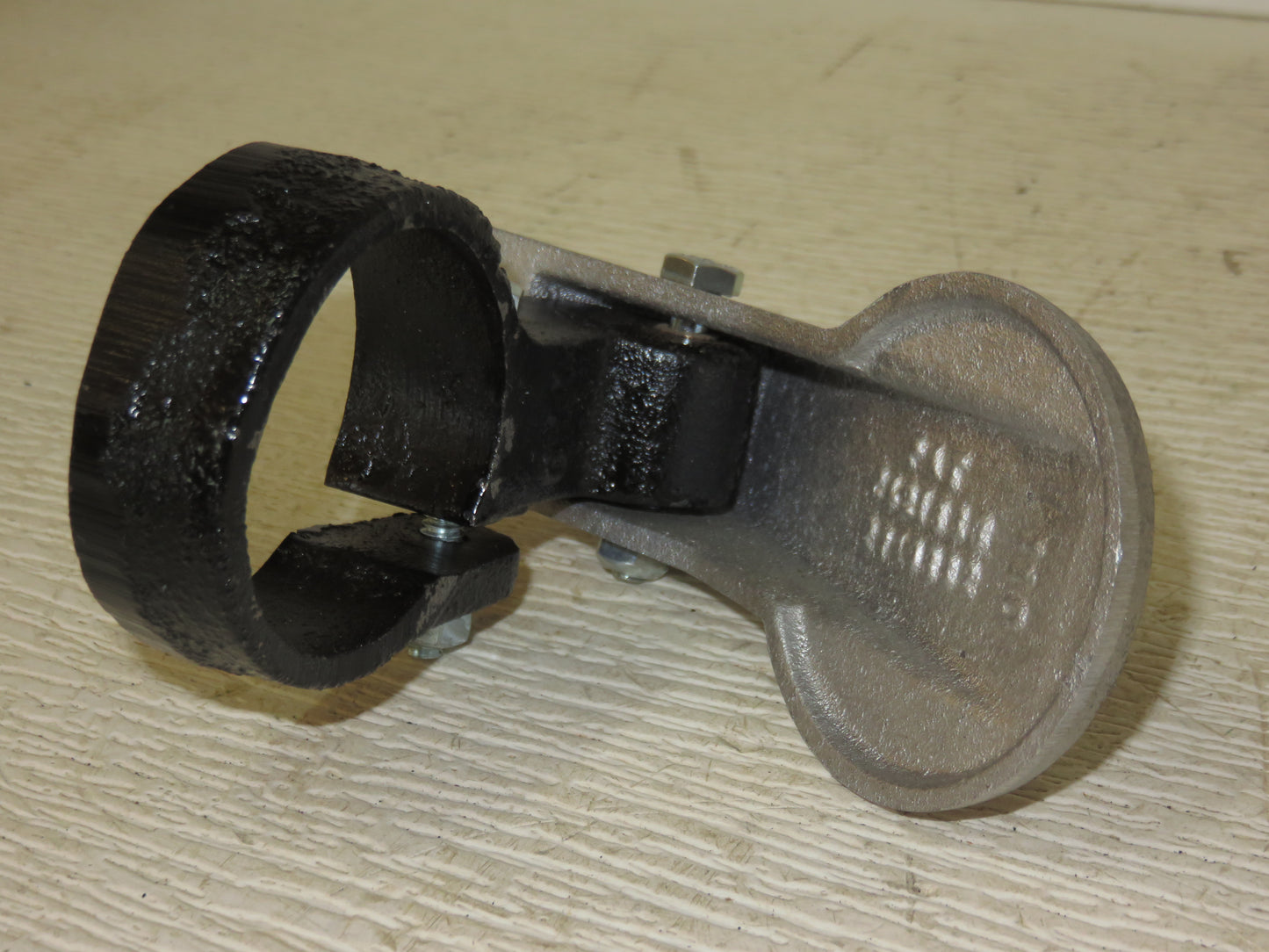 AR45915, AR56783 John Deere Reproduction Muffler Rain Cap For 3020, 4020