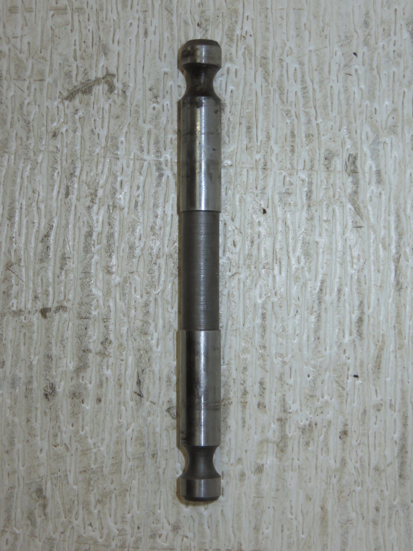 R26630 John Deere Load Control Pivot Shaft For 2510, 3010, 4010, 3020, 4020