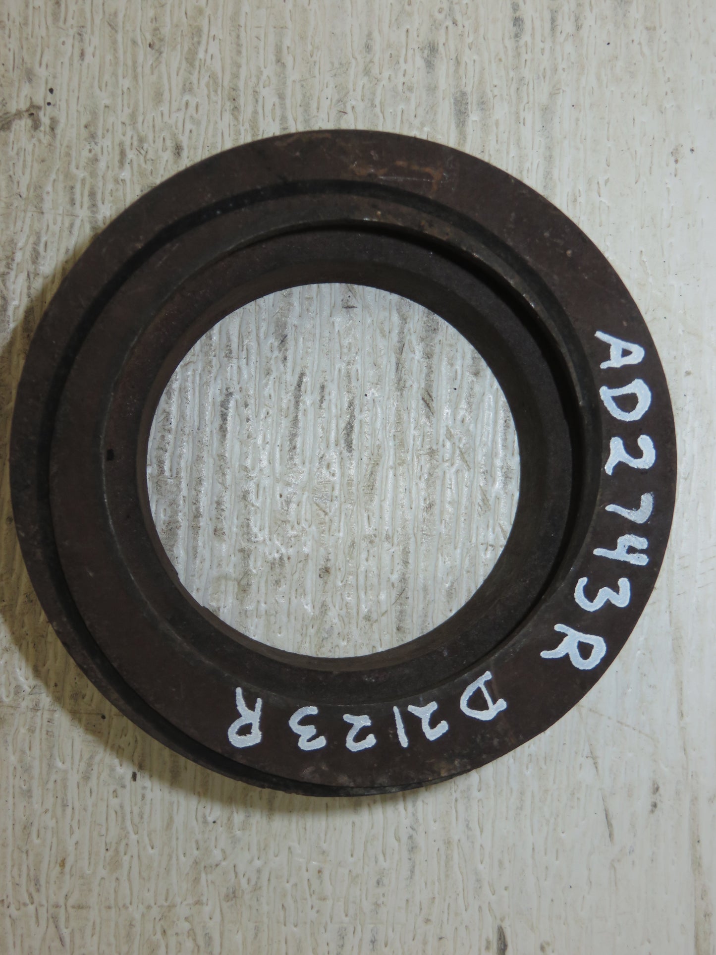 AD2743R, D2123R John Deere Flywheel Spacer Oil Slinger For D