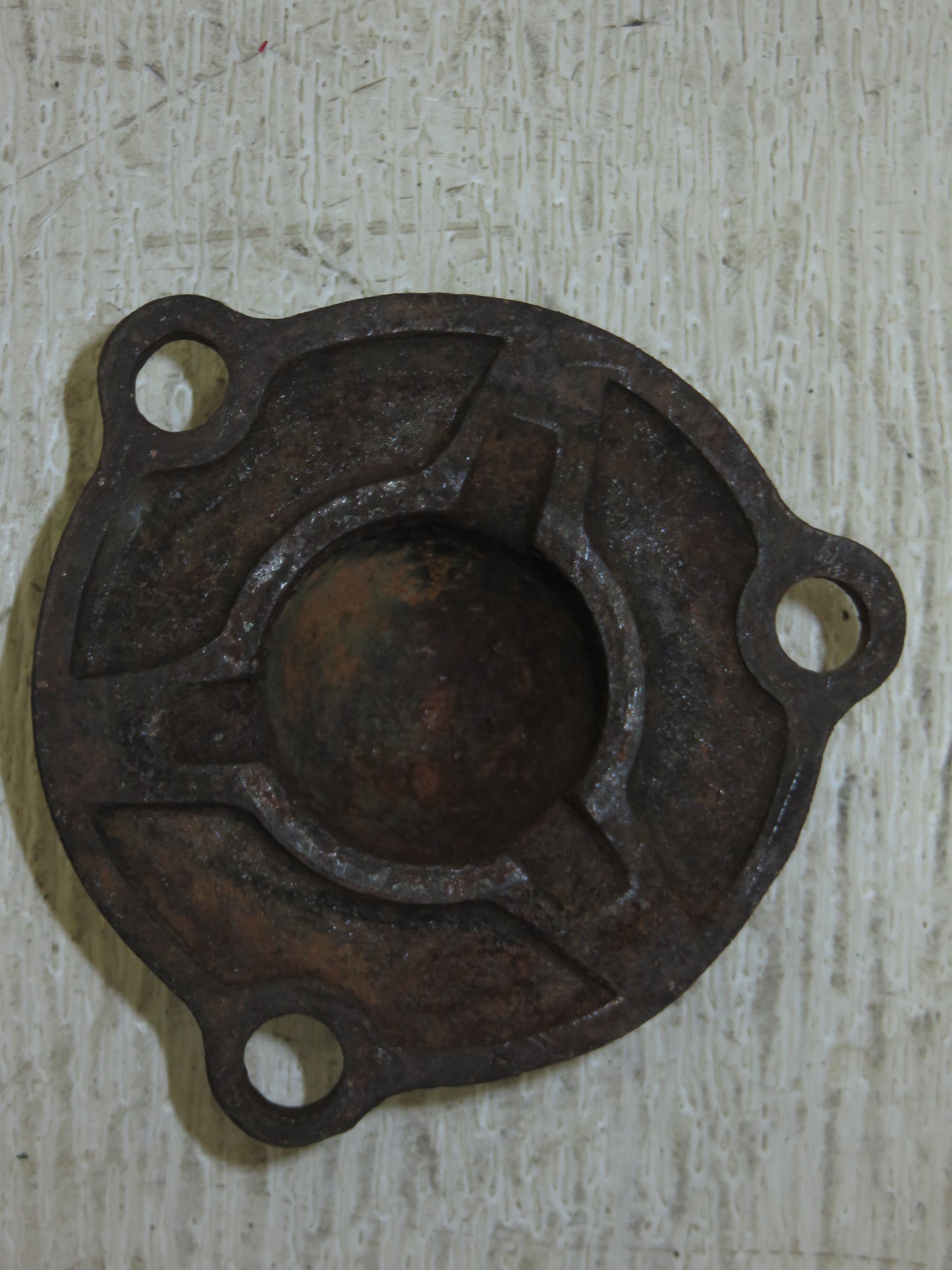 D831R John Deere Left Hand Governor Shaft Bearing Housing Cover For D