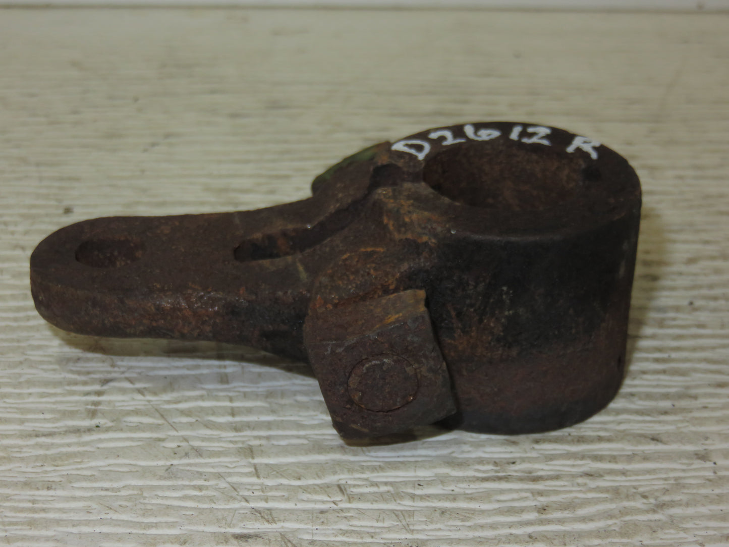 D2612R John Deere Brake Shaft Lever For D