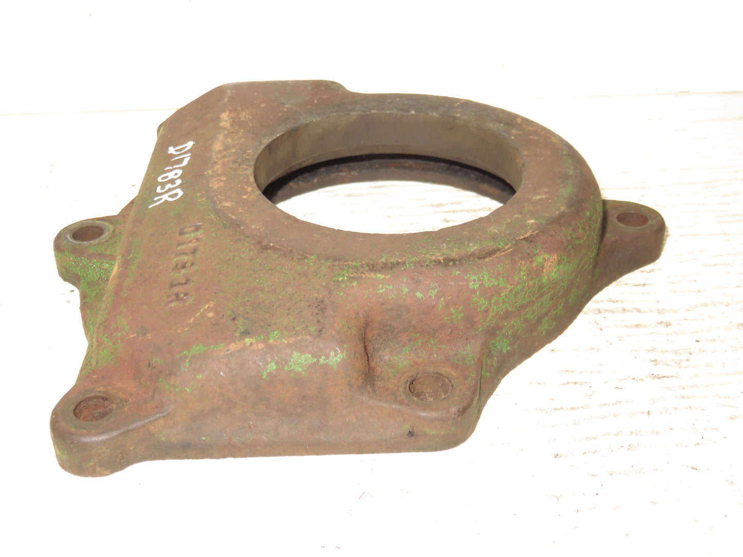 D1783R John Deere Left Hand Main Bearing Cover For D
